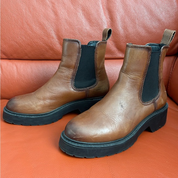 Steve Madden Trap Chelsea Boot Cognac - Picture 4 of 6